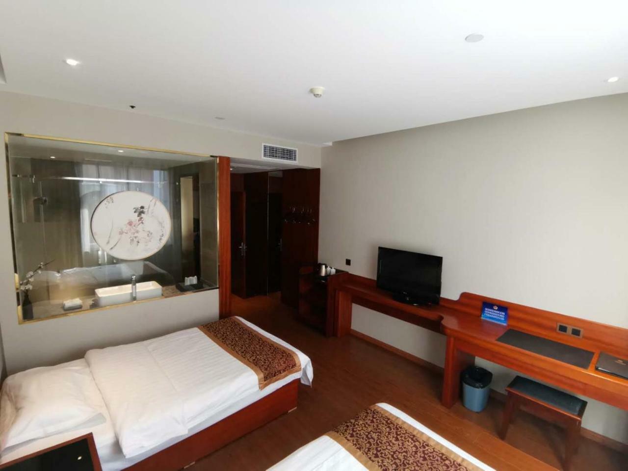 Beijing Gongmei Blue Peacock Business Hotel Dış mekan fotoğraf