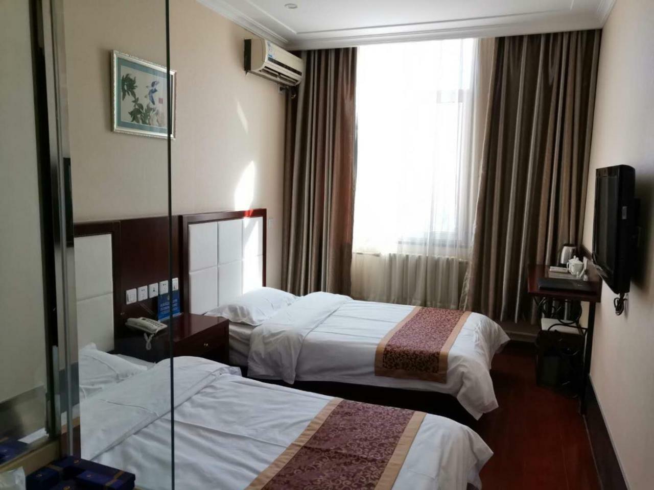 Beijing Gongmei Blue Peacock Business Hotel Dış mekan fotoğraf